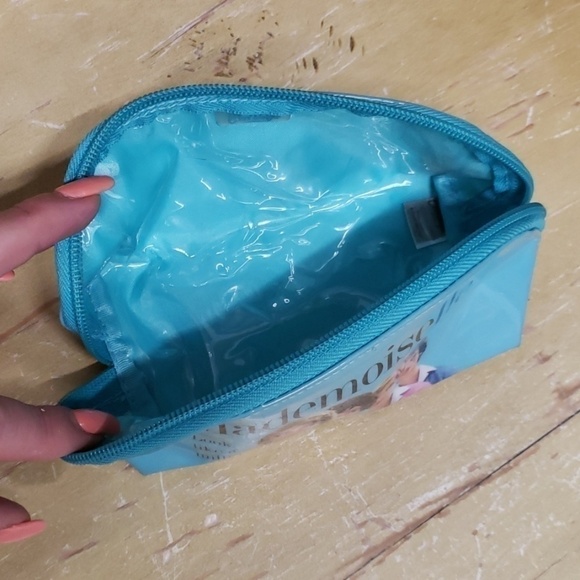 MADEMOISELLE MAKEUP BAG.  7x3x3 inches - Picture 2 of 3